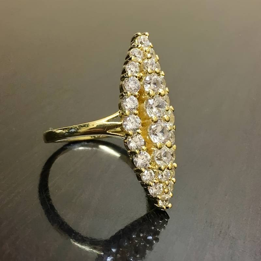 Anello vintage con cristallo taglio ovale