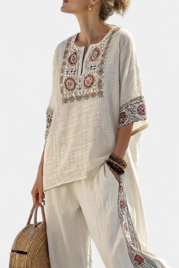Tameric | Blusa Cruda Ricamata Sofisticata & Pantaloni Ampi