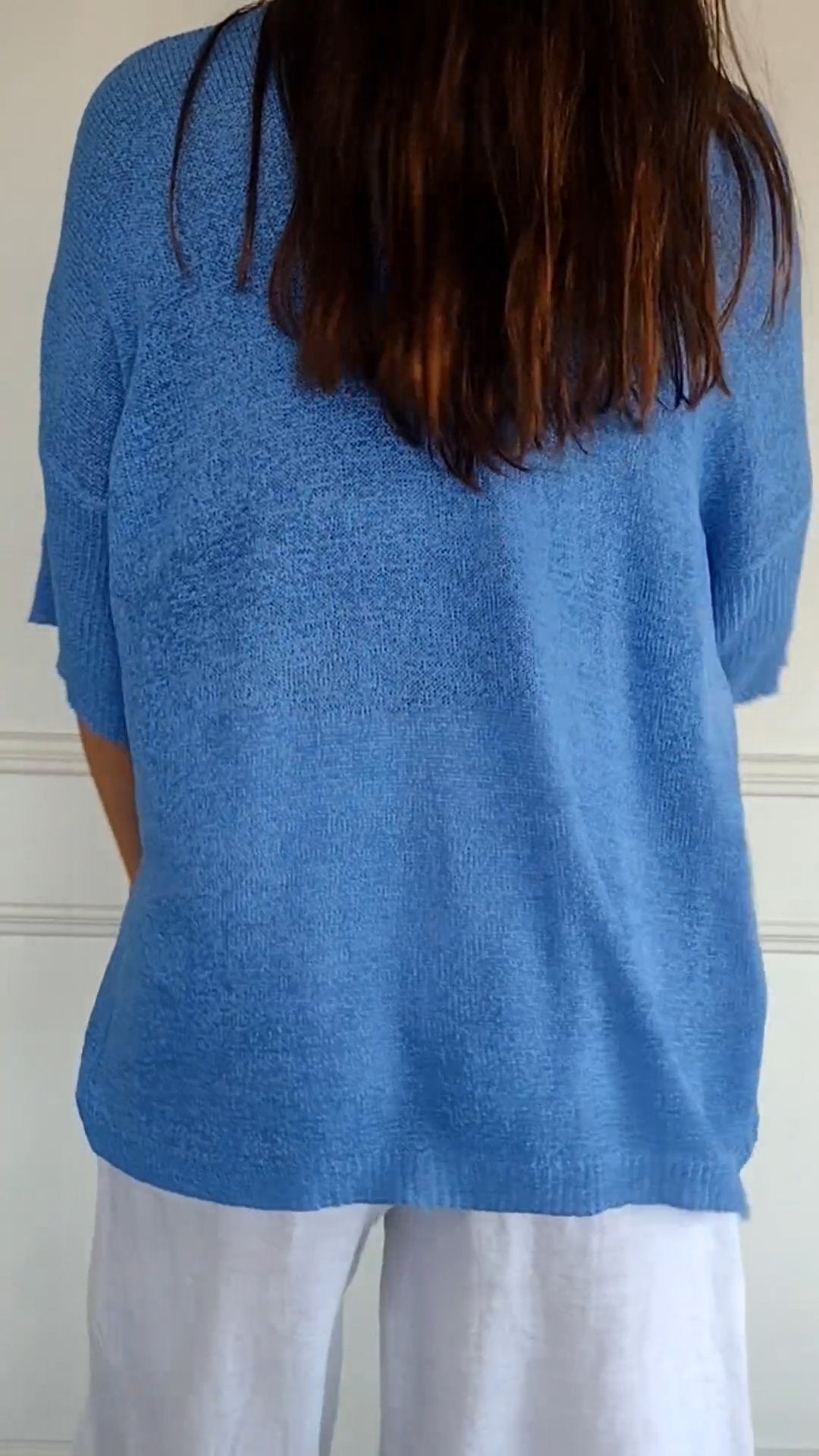 Top Primaveral con scollo a V