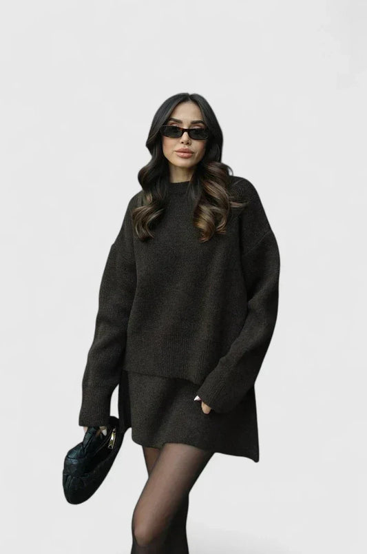 KALI – SET DUE PEZZI DI MAGLIA COMODO
