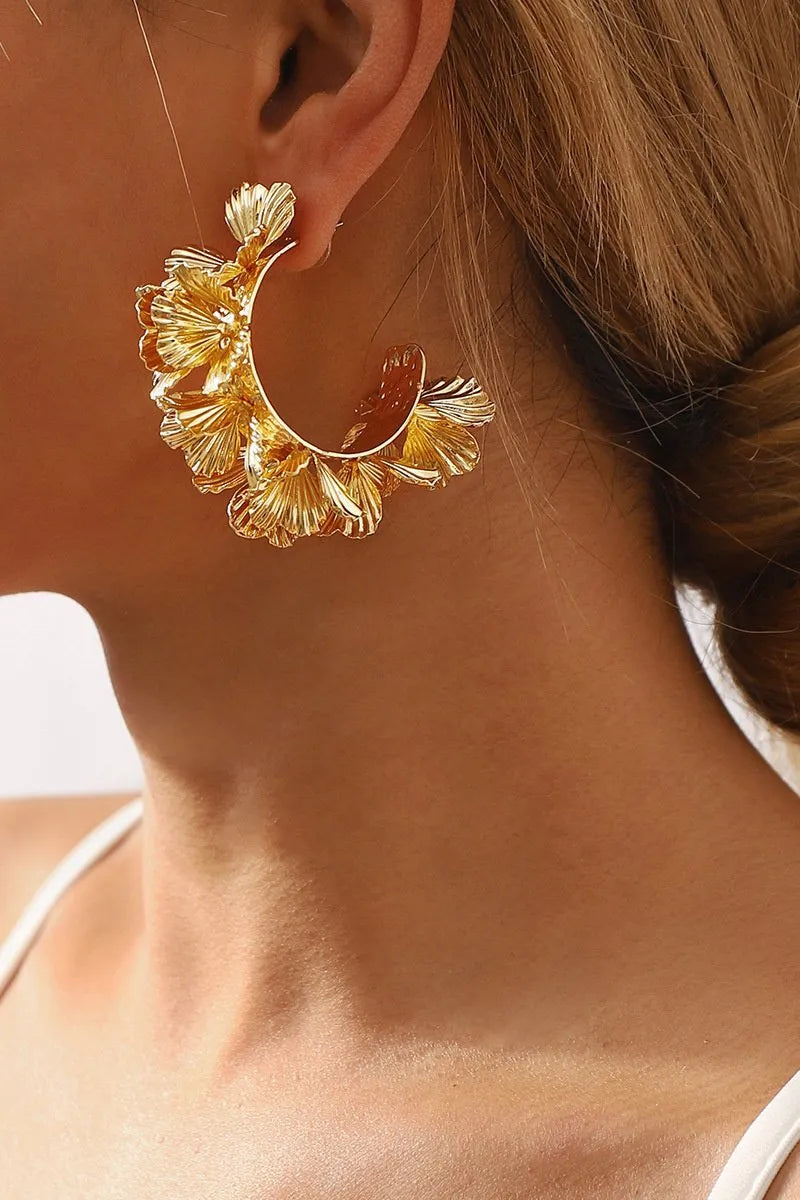 Hadley | Orecchini a C con design floreale