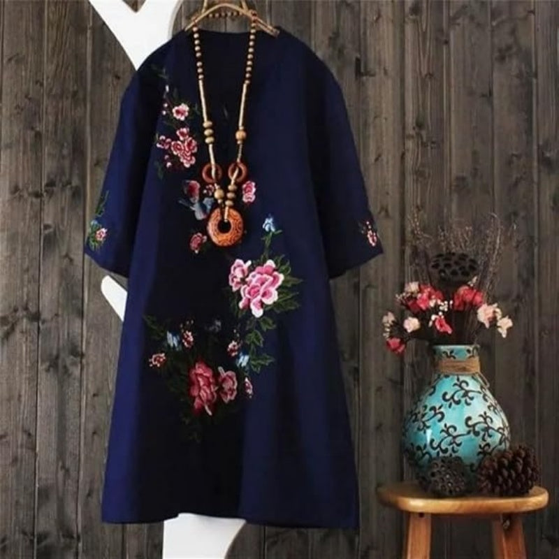 Haven – Abito Ricamo Floreale con Scollo a V Largo