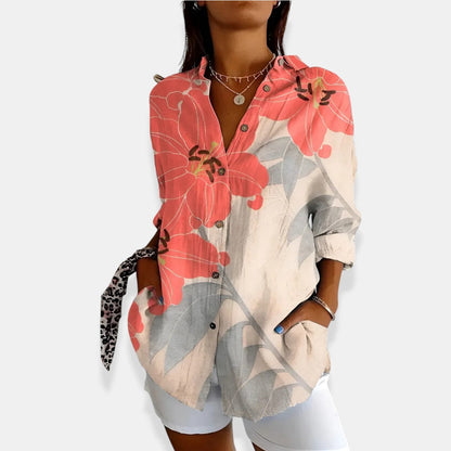 LYSSA™ | Blusa floreale con chiusura di bottoni